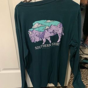 Woman’s Southern shirt